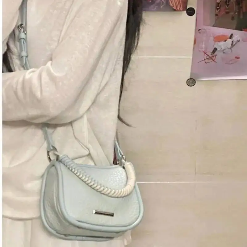 Bloom Hot Girls Blue Square Hand Purse Women Haruku Aesthetic Handle Y2k Crossbody Bags Ladies Retro Messenger Bag 2025