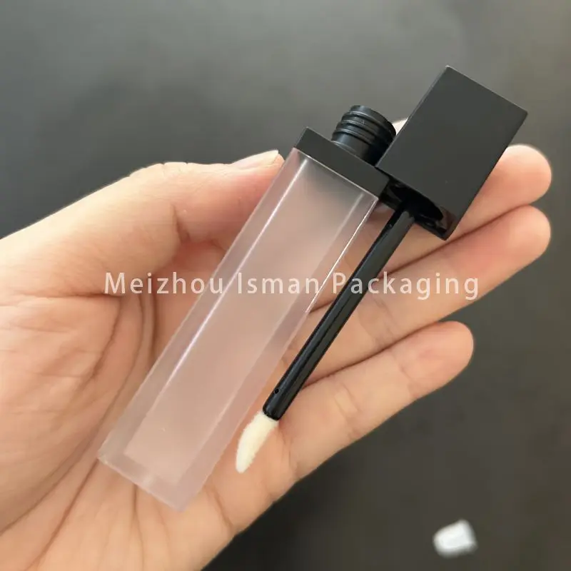 Botol kemasan lip gloss buram persegi mewah 50 buah matte hitam top lipstik cair tongkat lip gloss tabung 7ml