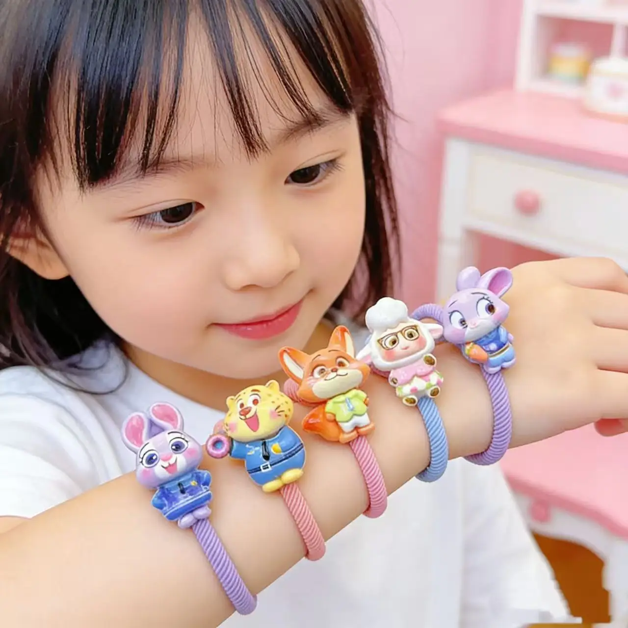 

5 шт. резинок для волос с изображением кролика-полицейского из мультфильма «Зоотопия» — эластичные резинки для волос, мягкие, для ежедневного использования, аксессуары для укладки волос для детей и девочек