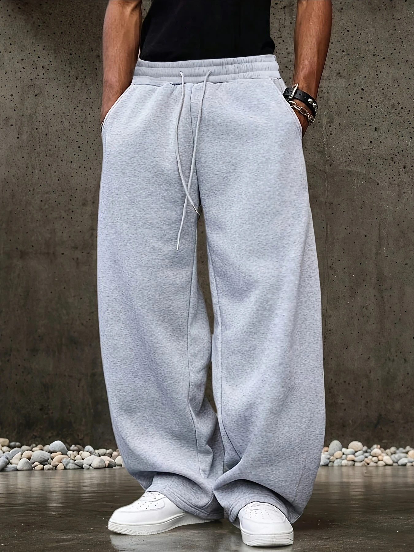 

Men'S Fleece-Lined Casual Sports Pants Comfortable Loose-Fit Straight-Leg Joggers with Pockets Solid Color Slight Stretch Fabric