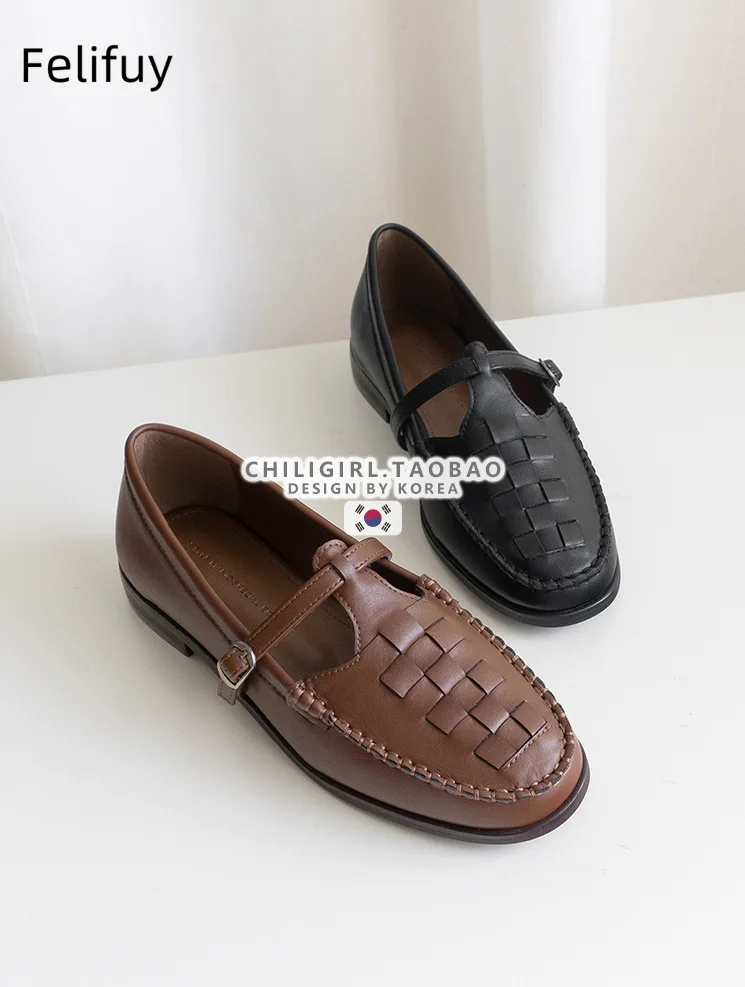 

2025 Spring Summer New Real Leather Fashion Breathable Lightweight Flat Heel Buckle Casual Shoes Japanese single shoes for women