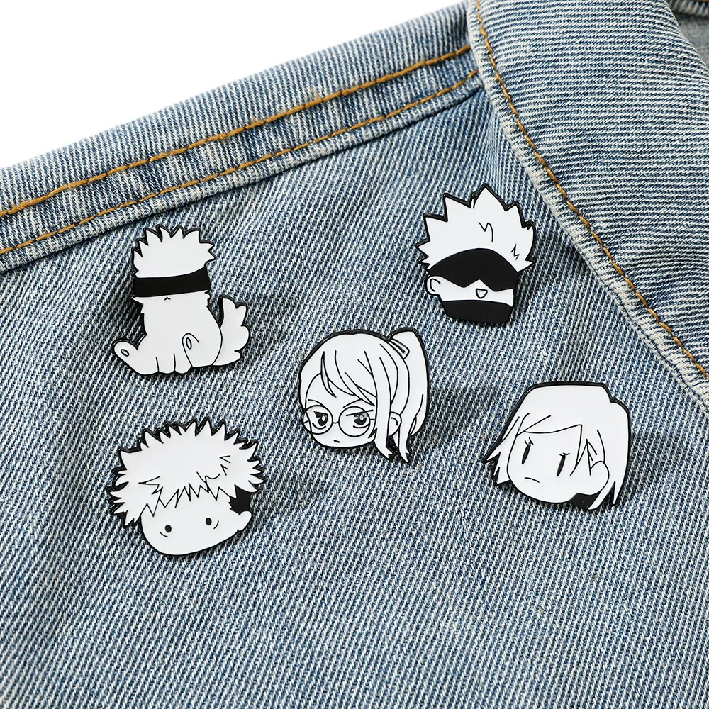 

5 Pcs/set Anime Jujutsu Kaisen Enamel Pin Cartoon Eye Mask Manga Collection Brooches Lapel Badge Jewlery Gifts for Friends Fans