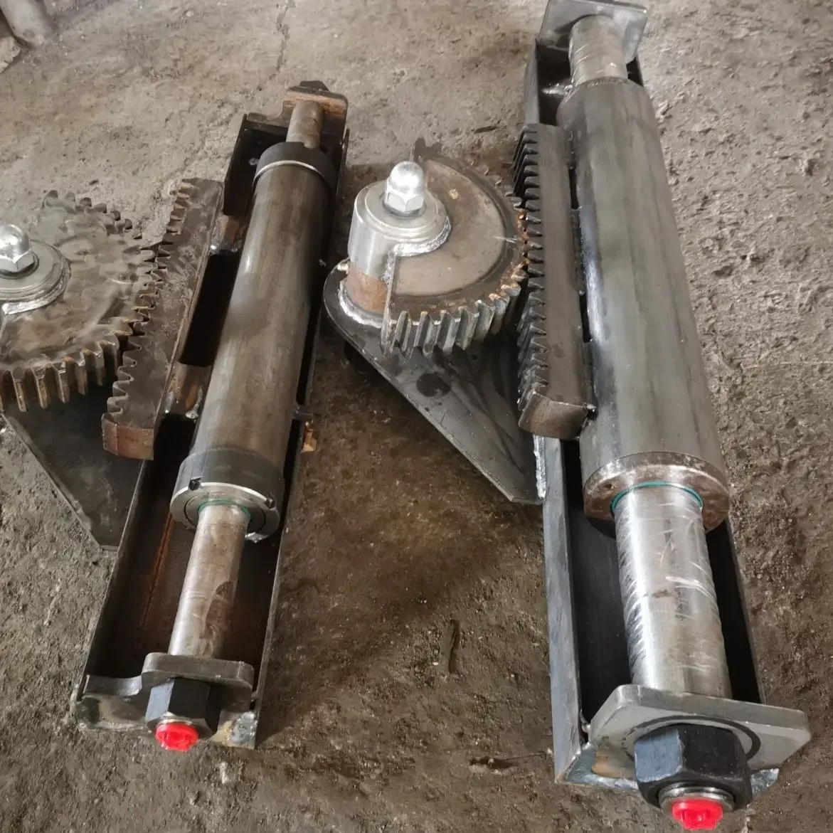Modified Hydraulic Steering Cylinder for Fishing Boats, Hydraulic Steering Gear for Small Boats with Gear Outboard Motor