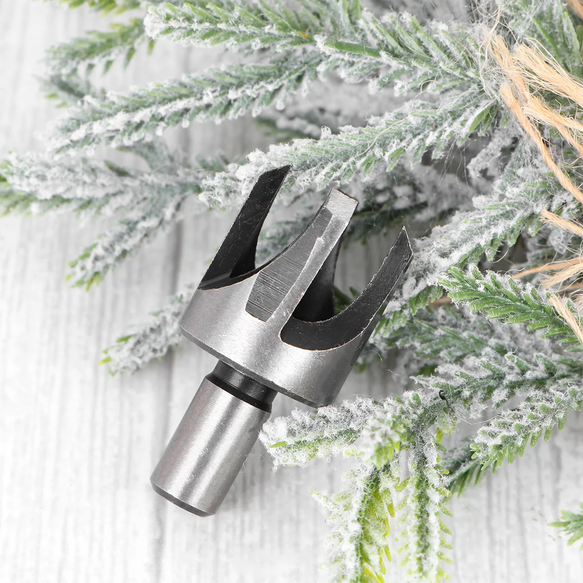 

4Pcs Wood Plug Cutter Straight Tapered Chamfered Hardened Carbon Steel Tool Sets for Wood Countersink Holes Plug Cutter