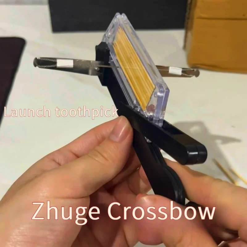 Neue stilvolle und exquisite Mini Zhuge Armbrust Zahnstocherbox nostalgische kleine Spielzeugornamente für Wohnkultur Modellhandwerk