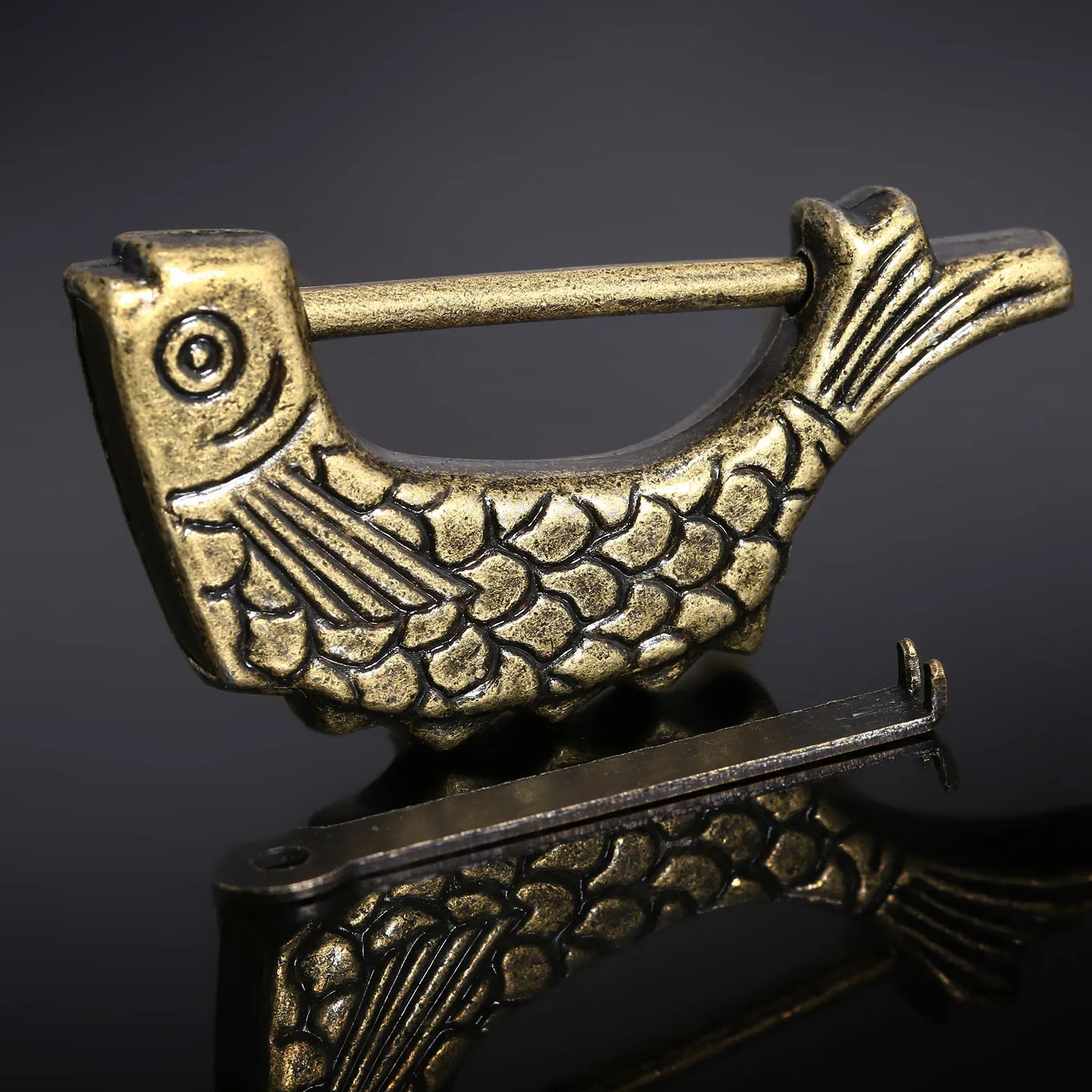 Antique Bronze Alloy Antique Chinese Old Wooden Box Lock Jewelry Chest Box Lock Padlock for Suitcase Drawer Cabinet 60x9x31mm