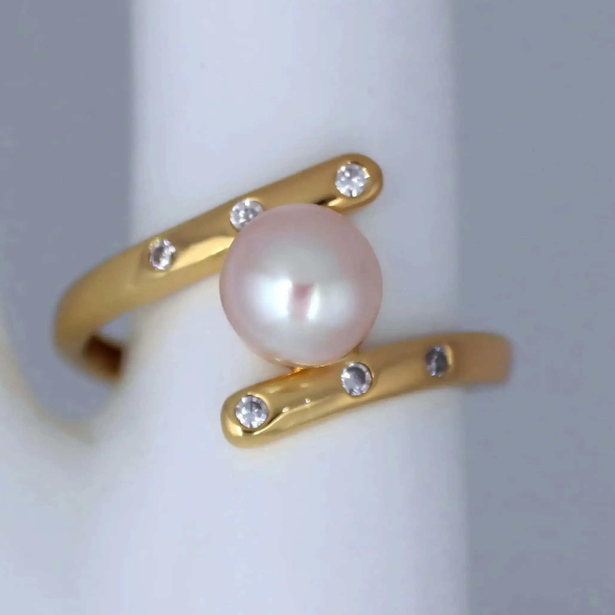 

JUNYE Natural Pearl Open Ring with Strong Luster Simplistic Design Fashionable for Banquets And Parties Gift Box Included
