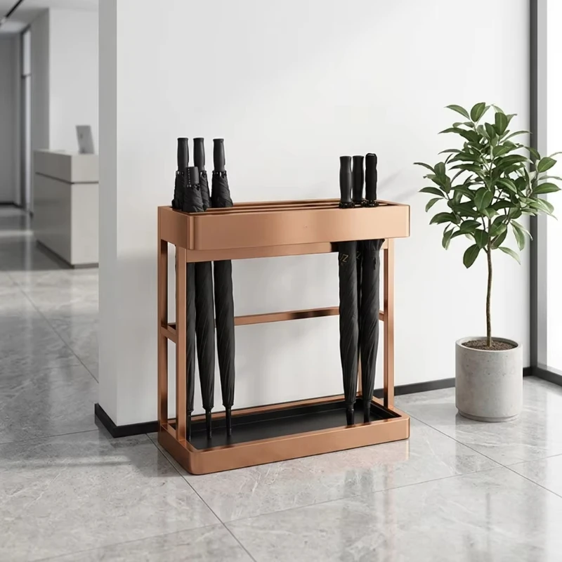 Heavy-duty umbrella holder, reliable mobile lockable umbrella holder