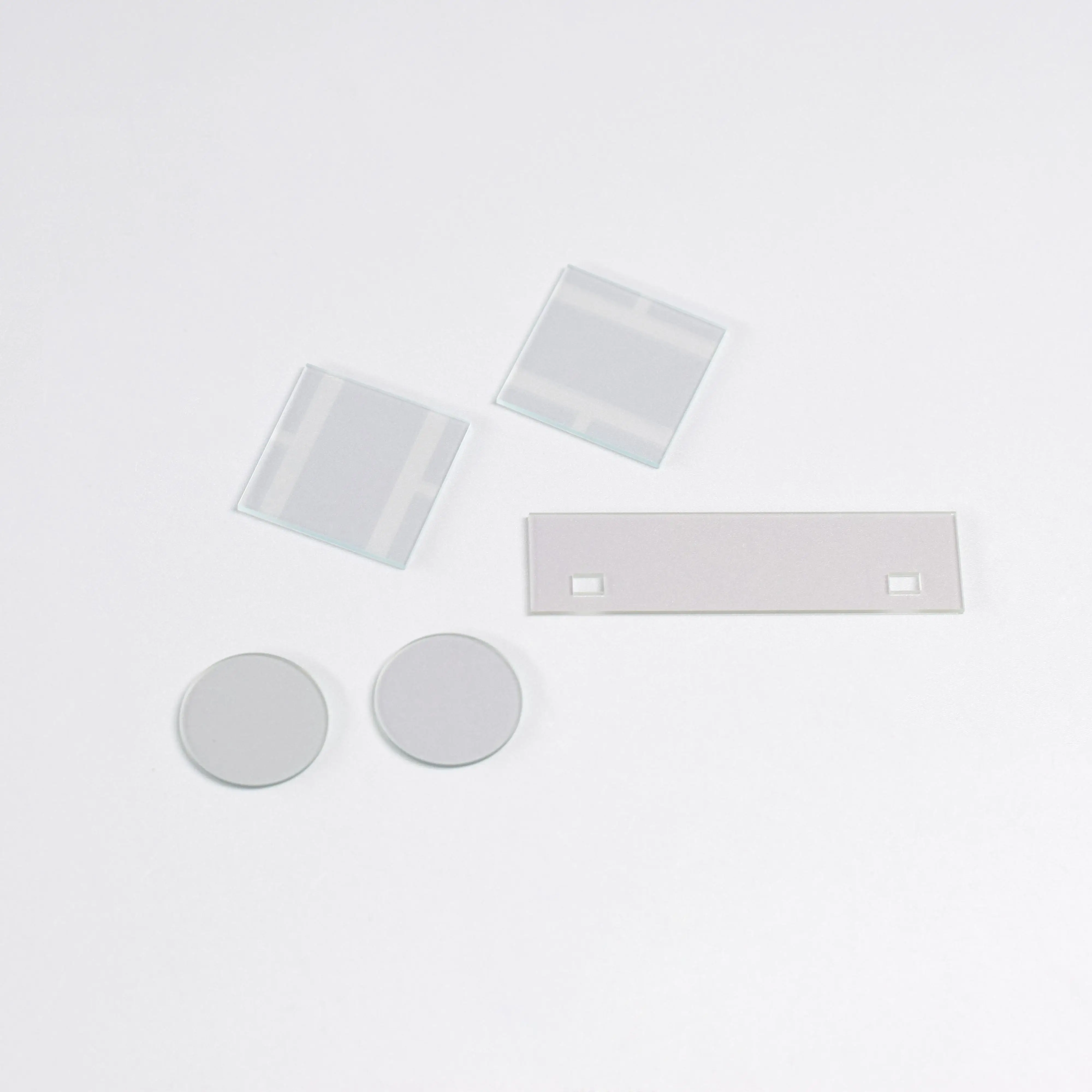 ITO Conductive glass sheet with Pattern for solar cell Customized Coated Laser Etched ITO Glass 32x32x1.1mm 20pcs