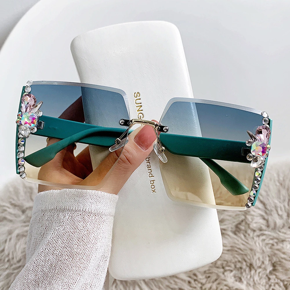 

Large Square Sunglasses Rimless Women UV400 Gafas Fashion Sun Glasses Frame Diamond Decoration Vintage Rimless Sun Glasses