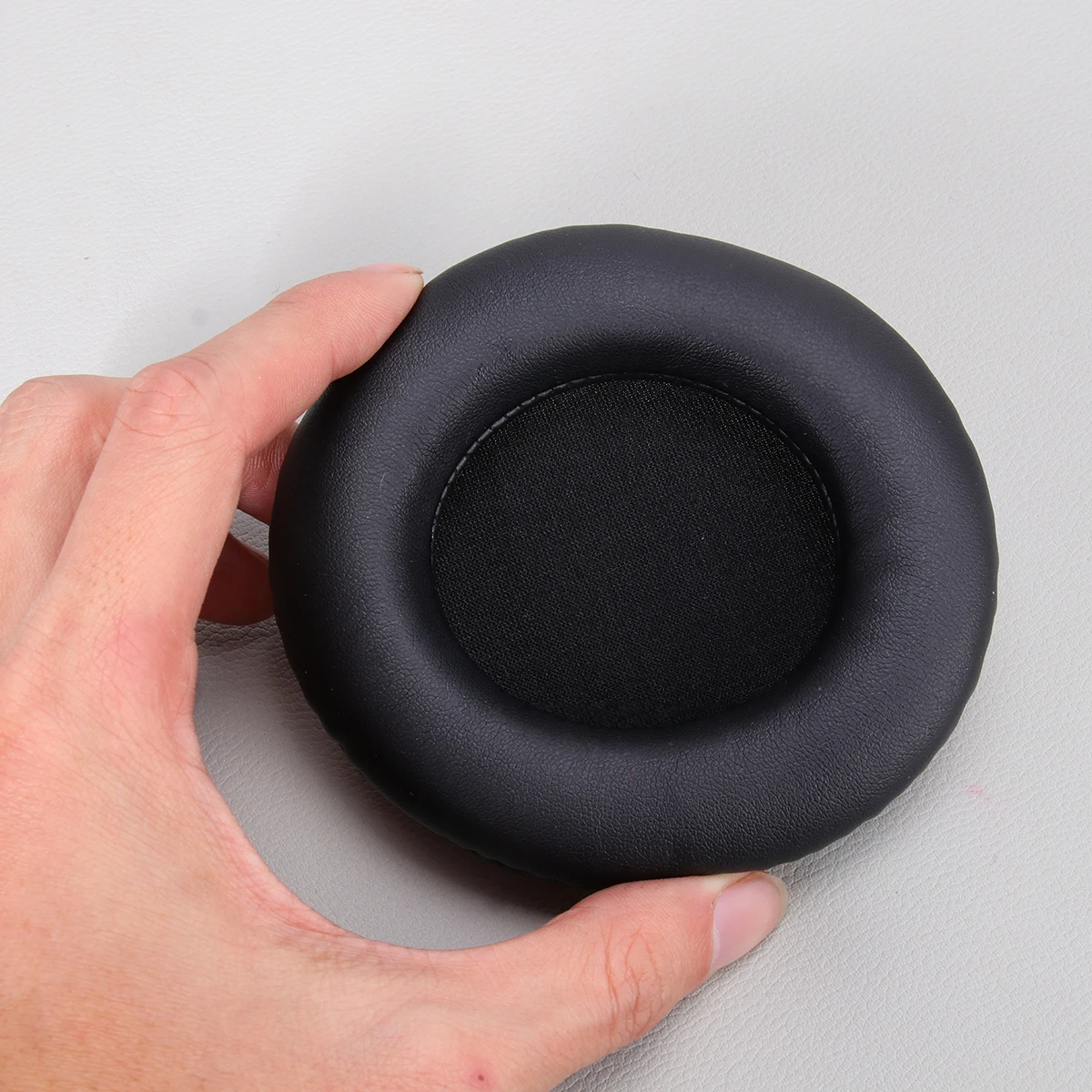 

1 Pair Black Pu Foam Pads Replacement For Mdr-Ds7000 Rf6000 Mdr-Ma300 Cd470 Headphones Comfortable Durable Soft Earpads Bass