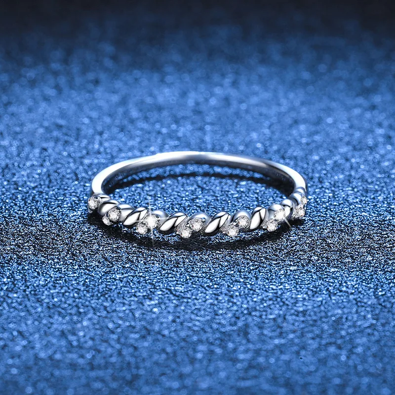 Platinum PT950 18K Gold Ring Transfer Button Patterned Moissanite Ring, Full Diamond Light Luxury Engagement Moissanite