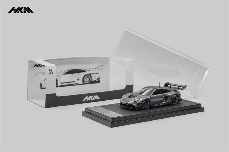 

[Предпродажа] Литая под давлением модель автомобиля HKM 1:64 GT3 R Rennspor Brumos