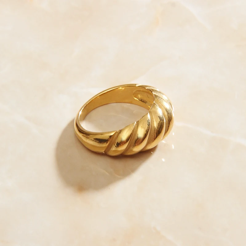 

SOMMAR Twist Ring bread shape Gold Color Rings For Women Accessories Finger Fashion Jewelry Gifts Bague Anillo Jewellery