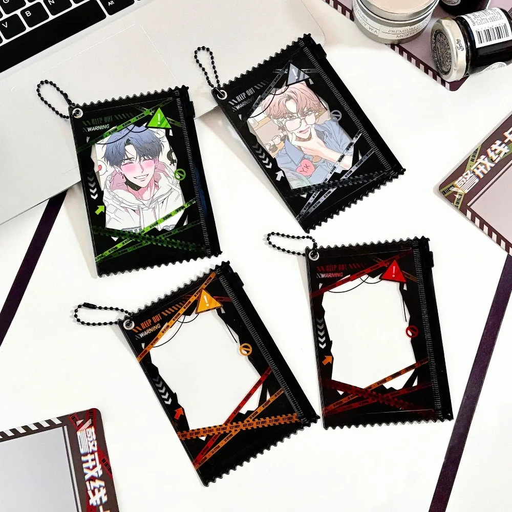 Etui na fotokarty z motywem mangi i anime, z ostrzeżeniem o stylu linii, ochronne etui na zdjęcia z łańcuszkiem, etui na naklejki ze zdjęciami.