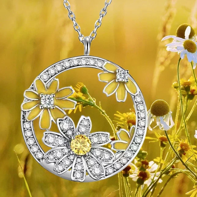 Fashion Daisy Necklace for Women Topaz Crystal Pendant Summer Wild Romance Valentine\'s Day Anniversary Gift Birthday Jewelry