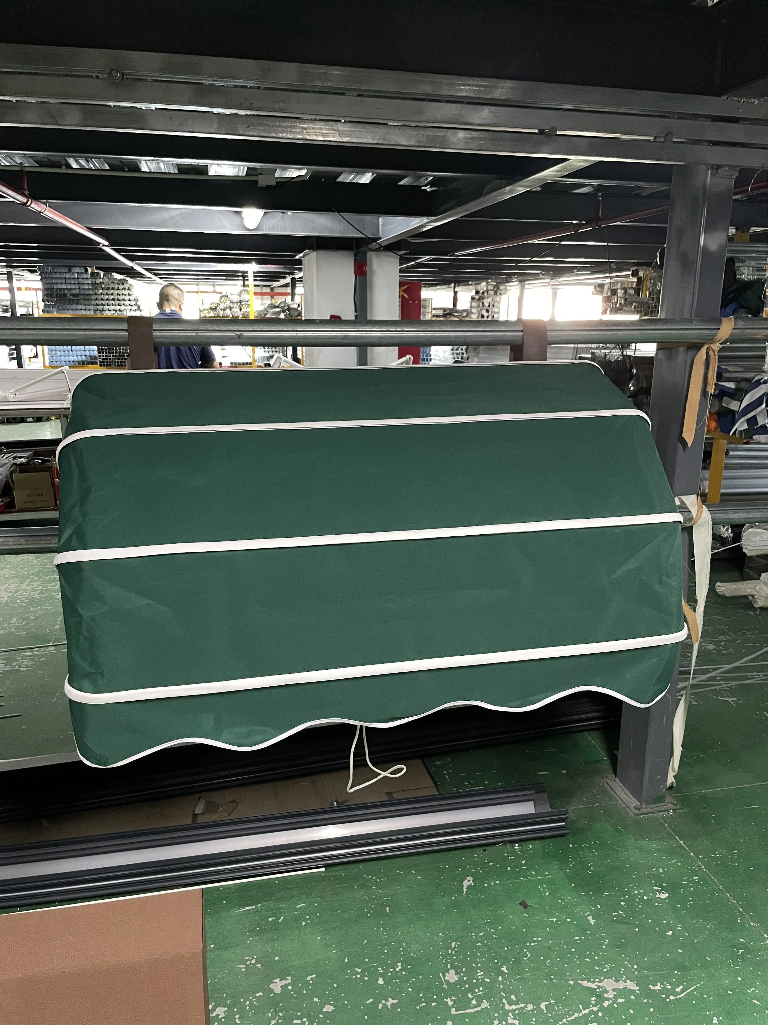 SYF Customization Retractable French Canopy with Aluminum Frame and Manual Operation Polyester Fabric Sunproof & Waterproof