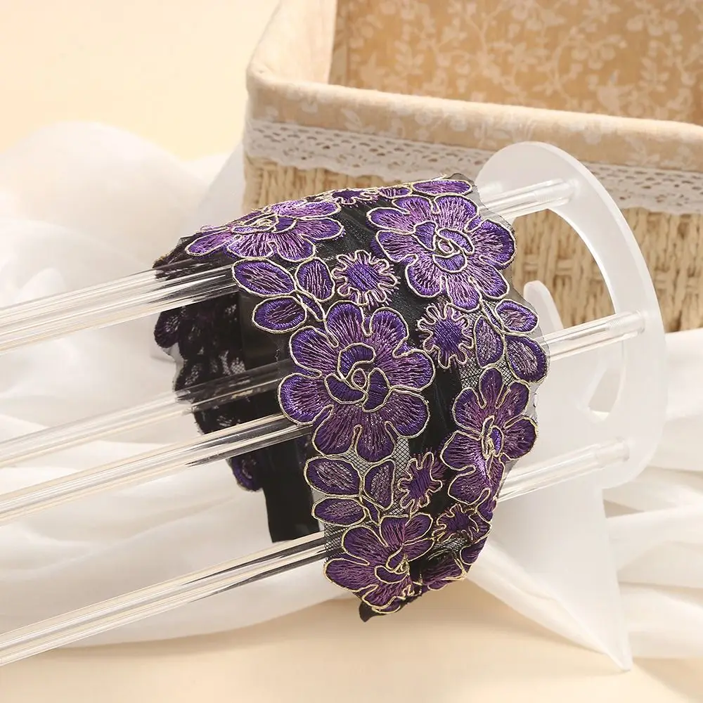 Niedliches breites Spitzen-Mesh-Haarband mit Blumen, elastisches Damen-Haarband, rutschfest, mit Hohlmuster, hohle Kopfbedeckung für Mädchen – Detail 10