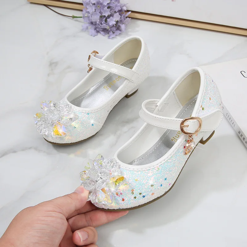 Scarpe in pelle per bambini strass di lusso dolce ragazza scarpe da principessa primavera autunno paillettes bambini scarpe causali con tacco alto