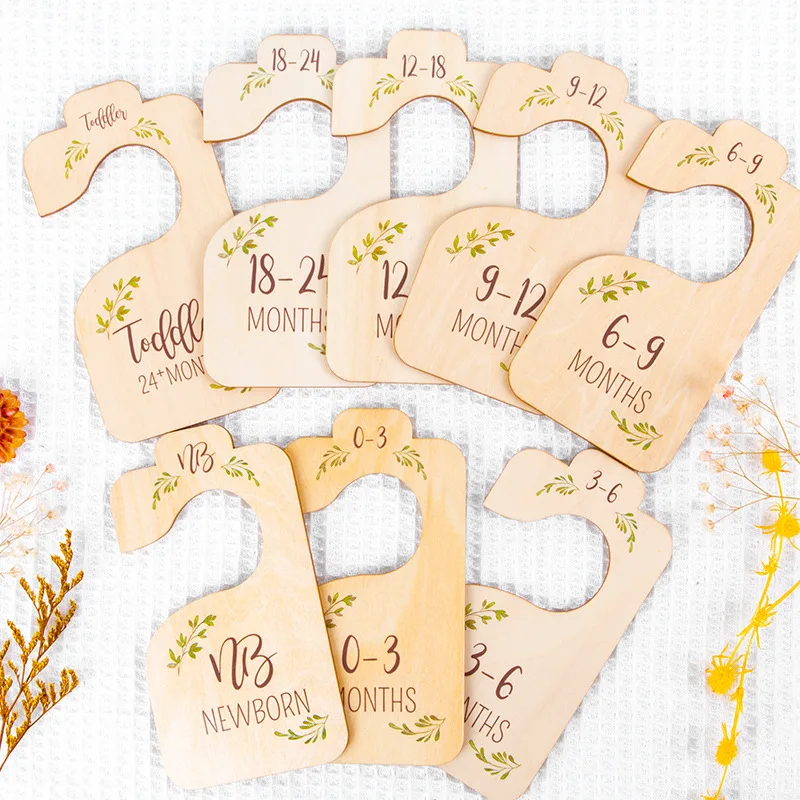 8 PCS Wooden Baby Nursery Newborn Closet Size Dividers Wood Card Clothes Hanger Carved Hanging Decorations