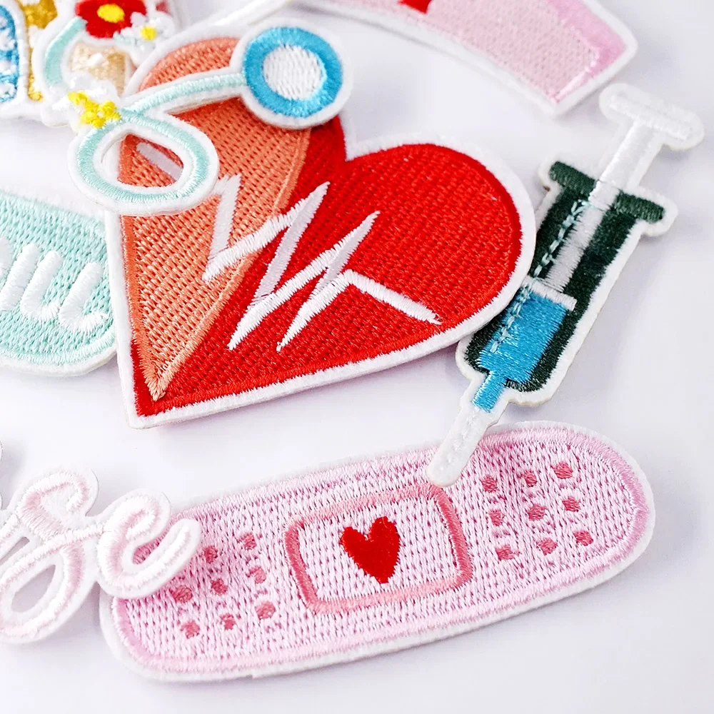 8Pcs/Lot Capsule Heartbeat Stethoscope Nurse Patches Embroidery Applique Ironing Clothing Sewing Supplies Decorative Badges