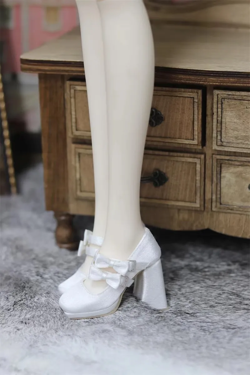 

BJD 1/3 SD16/GR/ DD Doll Shoes Soft Real Silk High Heels Toys Daily Elegant Girls Square Toe Double Bow Buckle Doll Accessories
