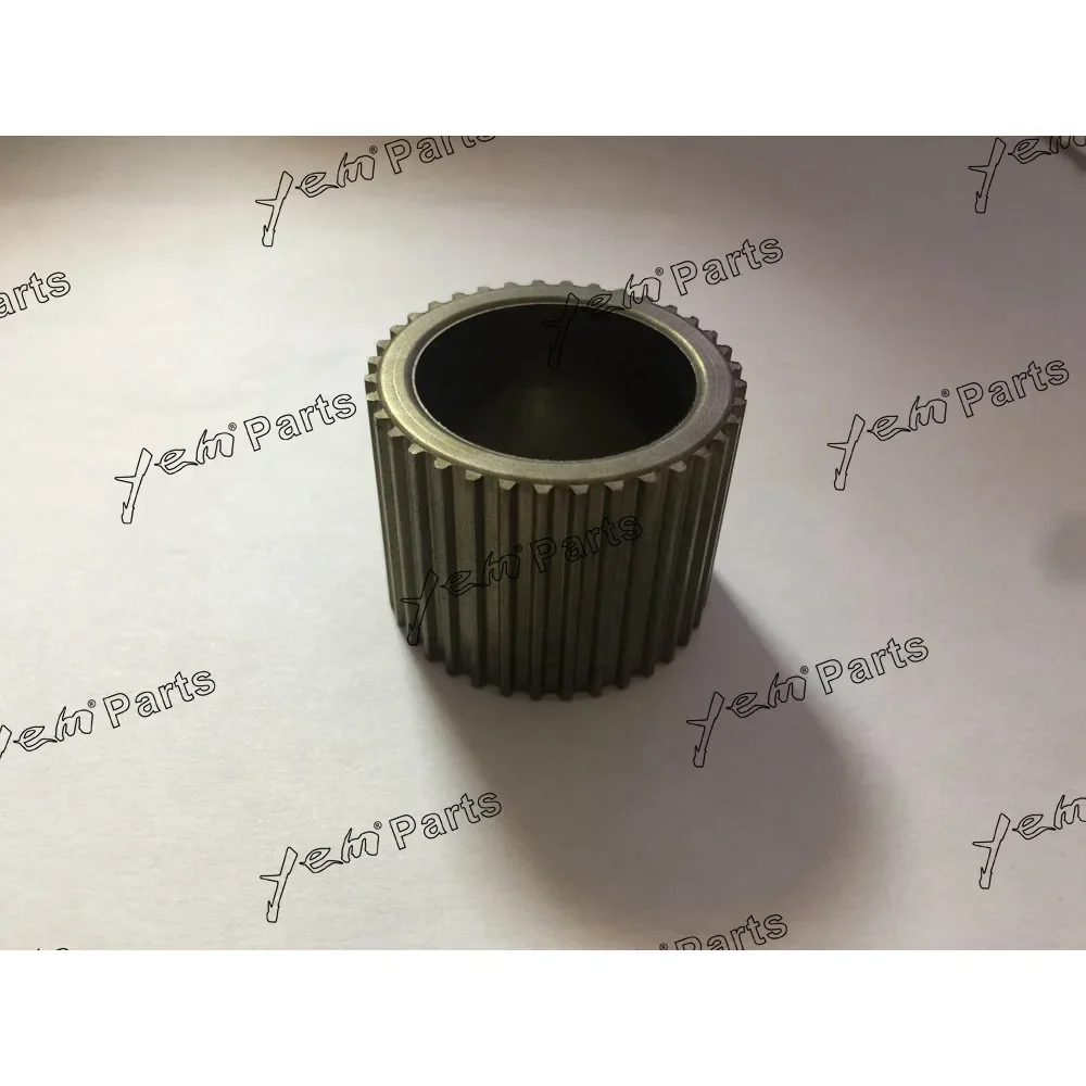 D1005 Oil Pump Transmission Gear Part No. 16241-35630