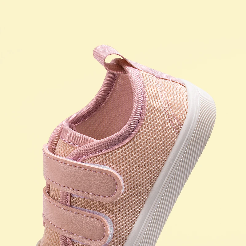 Spring Casual Shoes for Toddlers and Children, Closed-Toe Magic Tape Shoes, Soft-Soled Sports Shoes for Boys and Girls