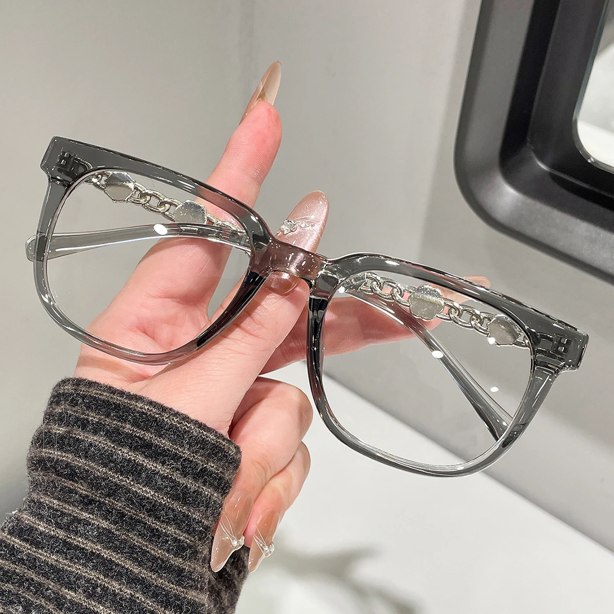 1 Stück Damen-Brille, einfarbig, neuer Stil, hochwertiger quadratischer Rahmen, Vintage-Kamelie, Metallscharnier, vielseitig einsetzbar für den täglichen Gebrauch, Heimgebrauch, Compu