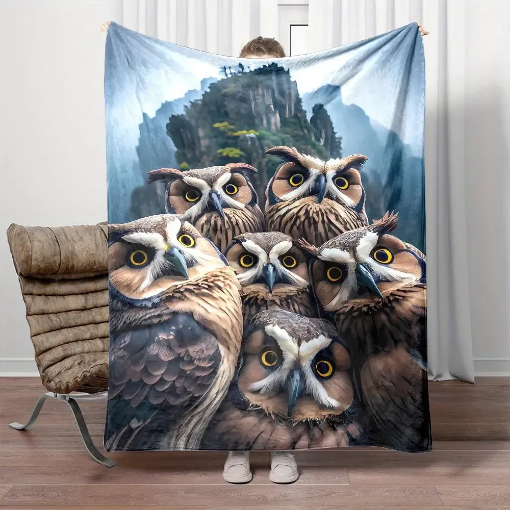 Brown and white owl pattern Flannel printed blanket suitable for all seasons suitable for living room office sofa and travel