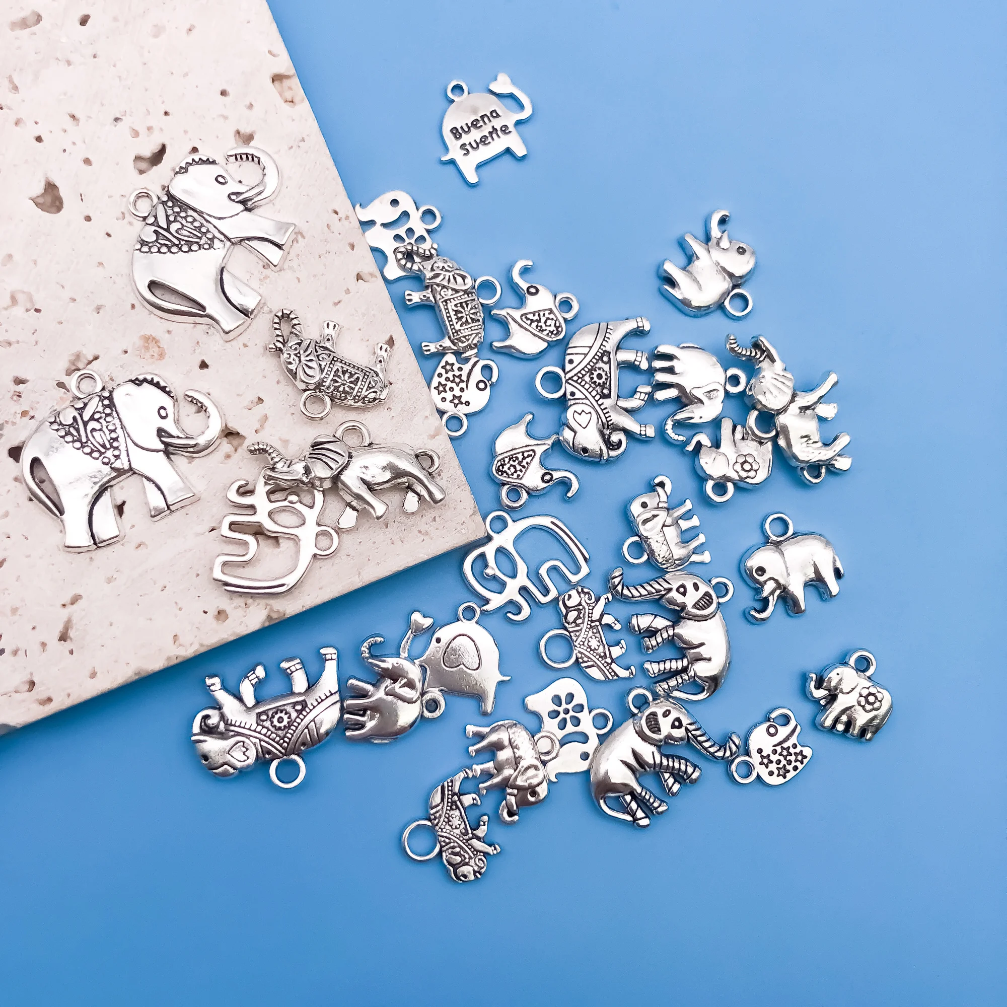 30pcs/Set Zinc Alloy Antique Silvery Elephant Shaped Charms Pendants for DIY Necklace Bracelet Earrings Jewelry Making Handmade