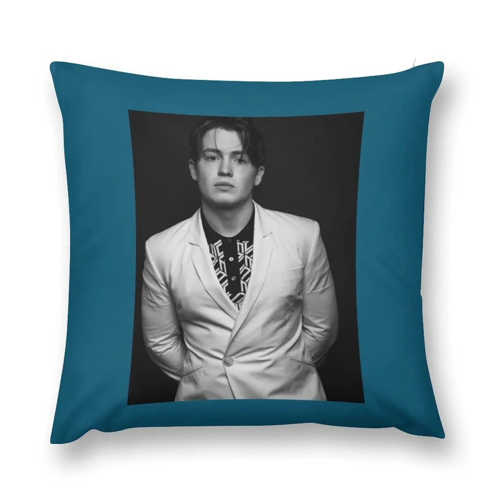 קיט כרית זרוע קונור אנימה ילדה עיצוב בית פריטים יוקרתיים כיסוי כרית מתיחה לספה