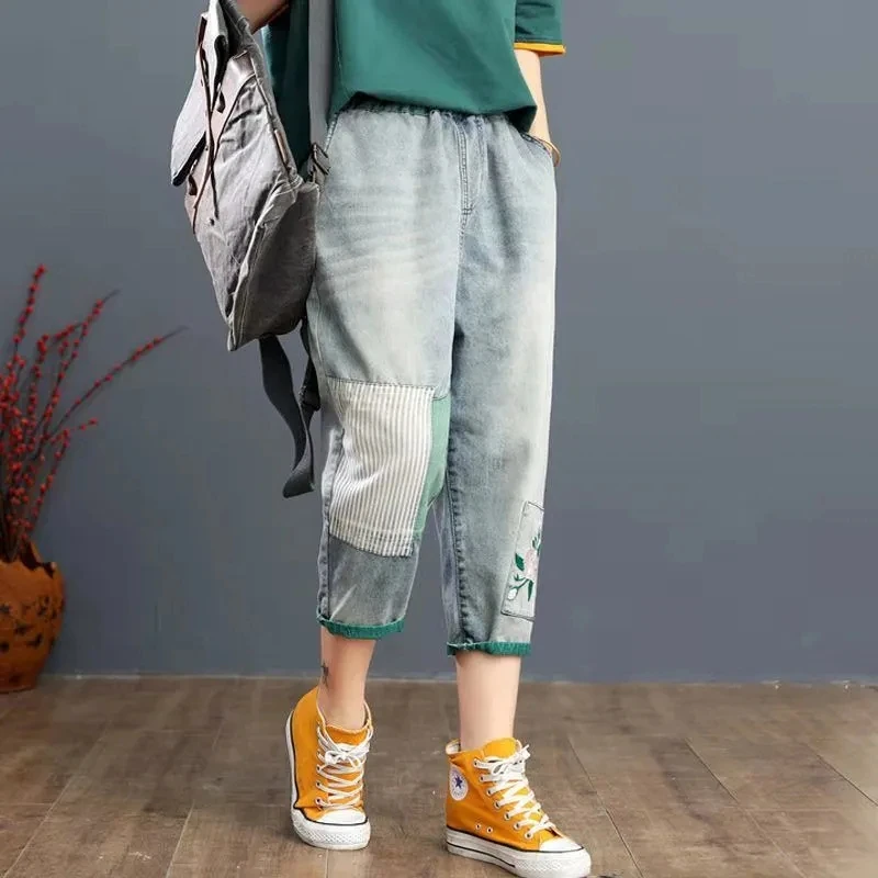 Embroidered Women JeansNew Spring Fall Calf-Length Denim Pants Loose Large Size Elastic Waist Vintage Jeans Harem Trousers