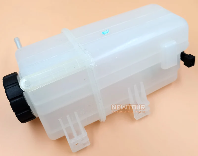 Radiator Expansion Water Tank 18K4C Engine Automotive Parts For MG 6/550 1.8 MG6 MG550