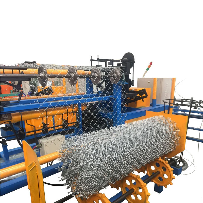 Automatically Quality Assurance Steel Wire Diamond Mesh Fence Making Machine Weaving Mesh PLC Control Chain Link Fence