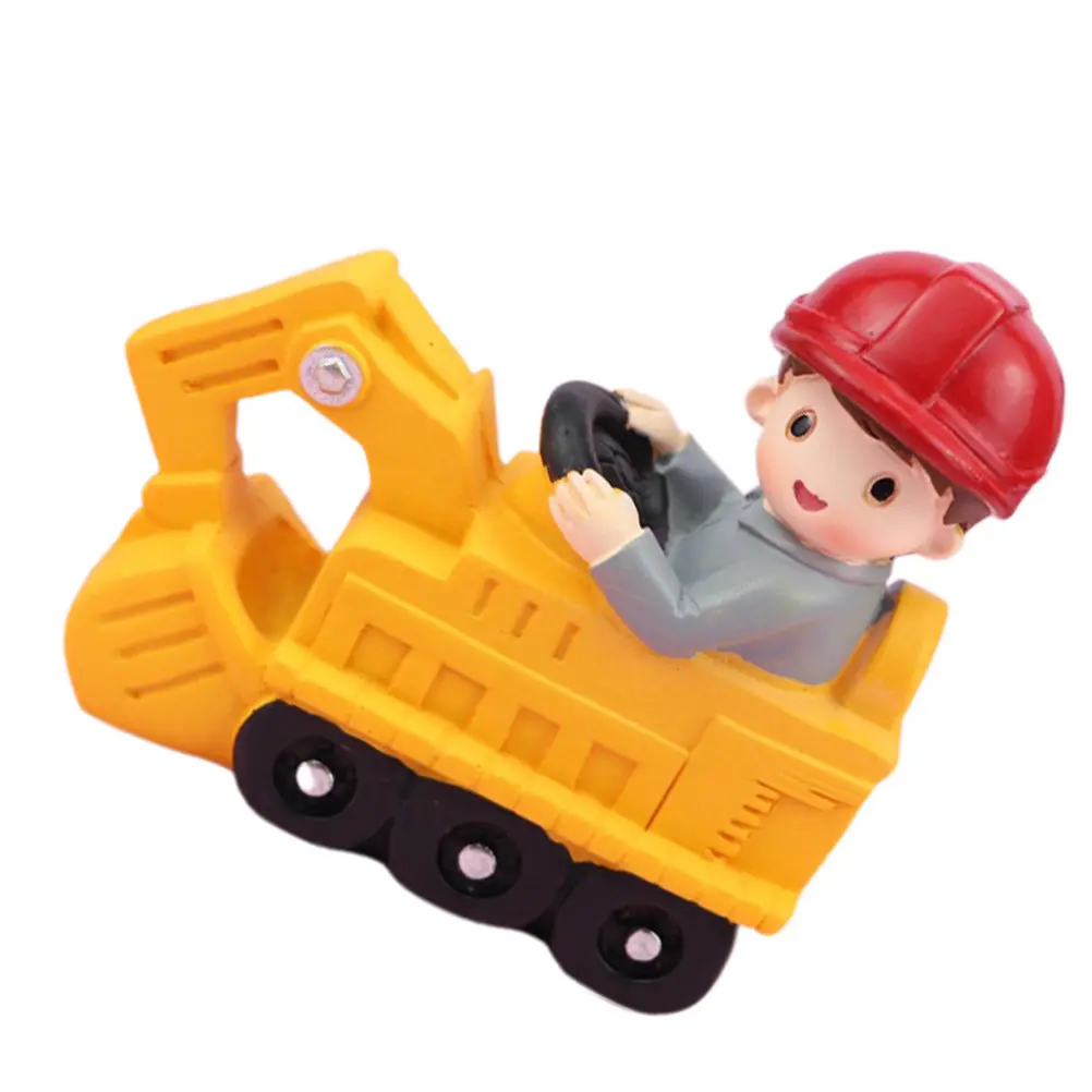 

Engineering Truck Cake Decor Resin Cartoon Birthday Party Decoration for Kids Celebration Warm Visual Design Hotel Bar