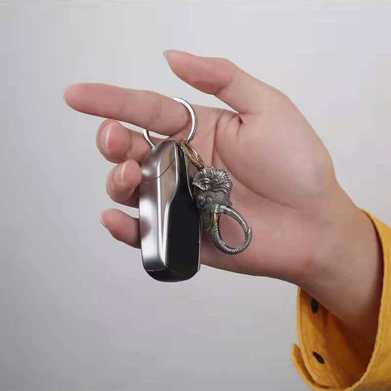 RetroSen New Silver Manual Elephant God Of Wealth Pendant Ring Buckle Car Keychain Personality Creativity Vintage Silverware