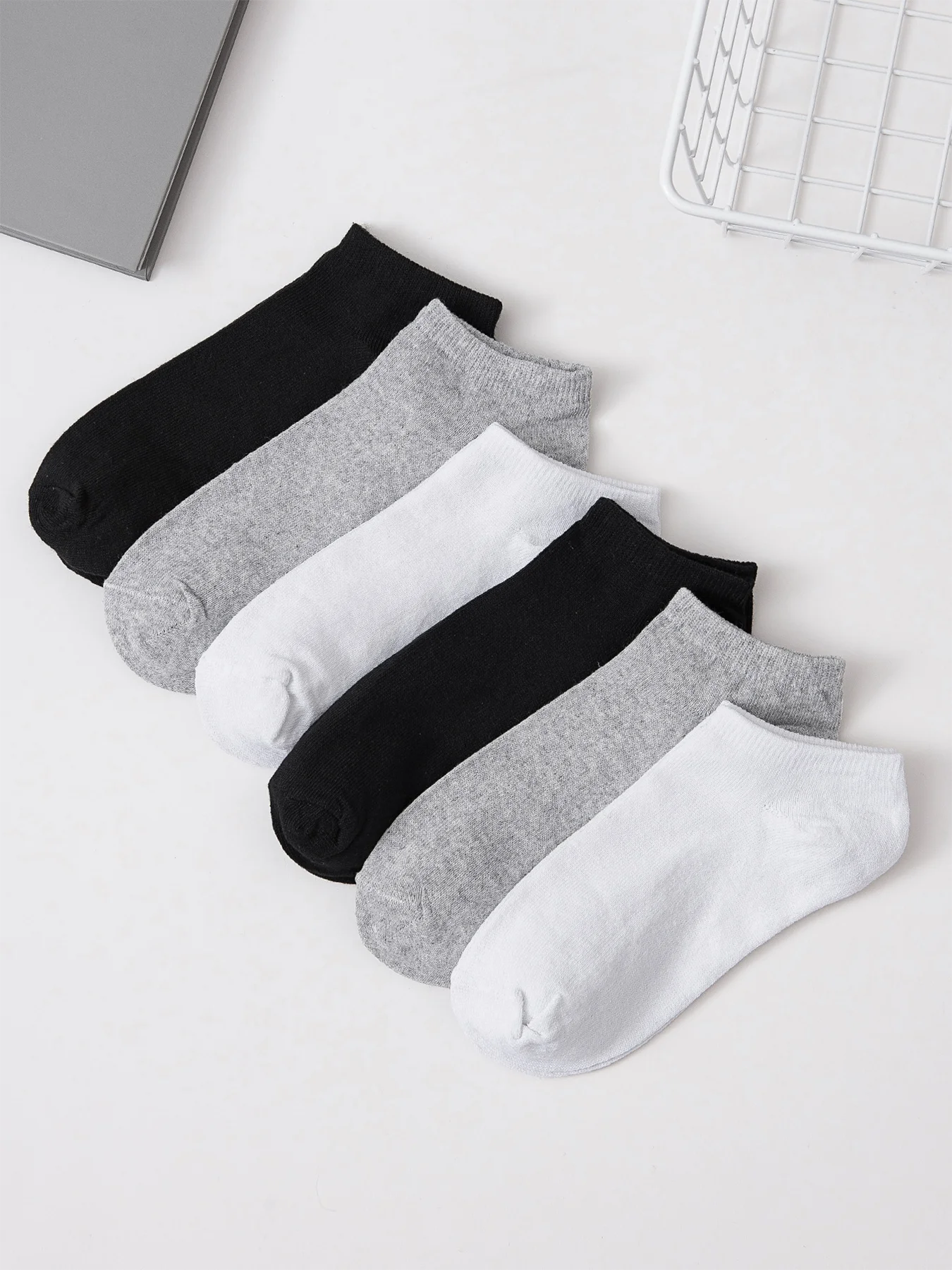 6 Pairs/Lot Women Sport Socks Solid Black White Grey Breathable Sports Socks Female Short Socks Low Tube Women Men Summer