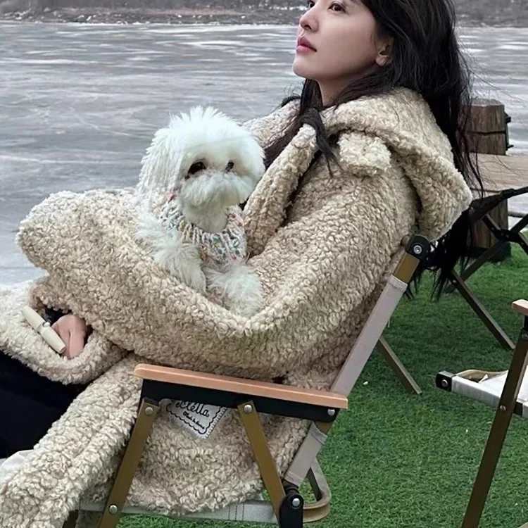 

Casual Loose Hooded Bear Coat with Button Detailing Age-Defng Aosphere Feeling Women's Jaet Middle-Length Winter Outerwear