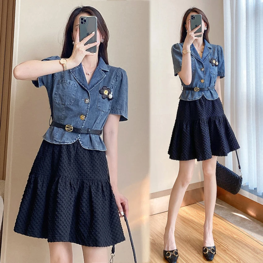 In the Summer of 2023, the Whole Set Will Match with Women's Fashion Two-piece New Denim Top A-line Skirt Casual Suit