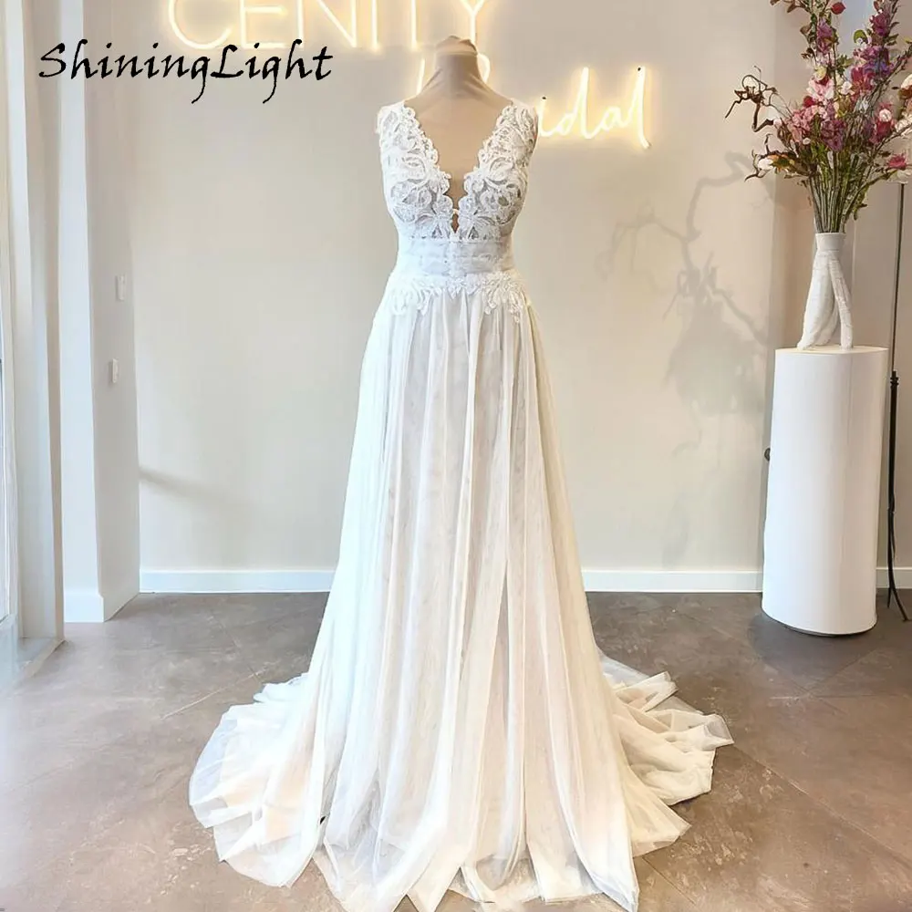

ShiningLight Boho A-Line Wedding Dress for Bride V-neck Sleeveless Appliques Lace Pleat Tulle Plus Size Bridal Gowns Customized