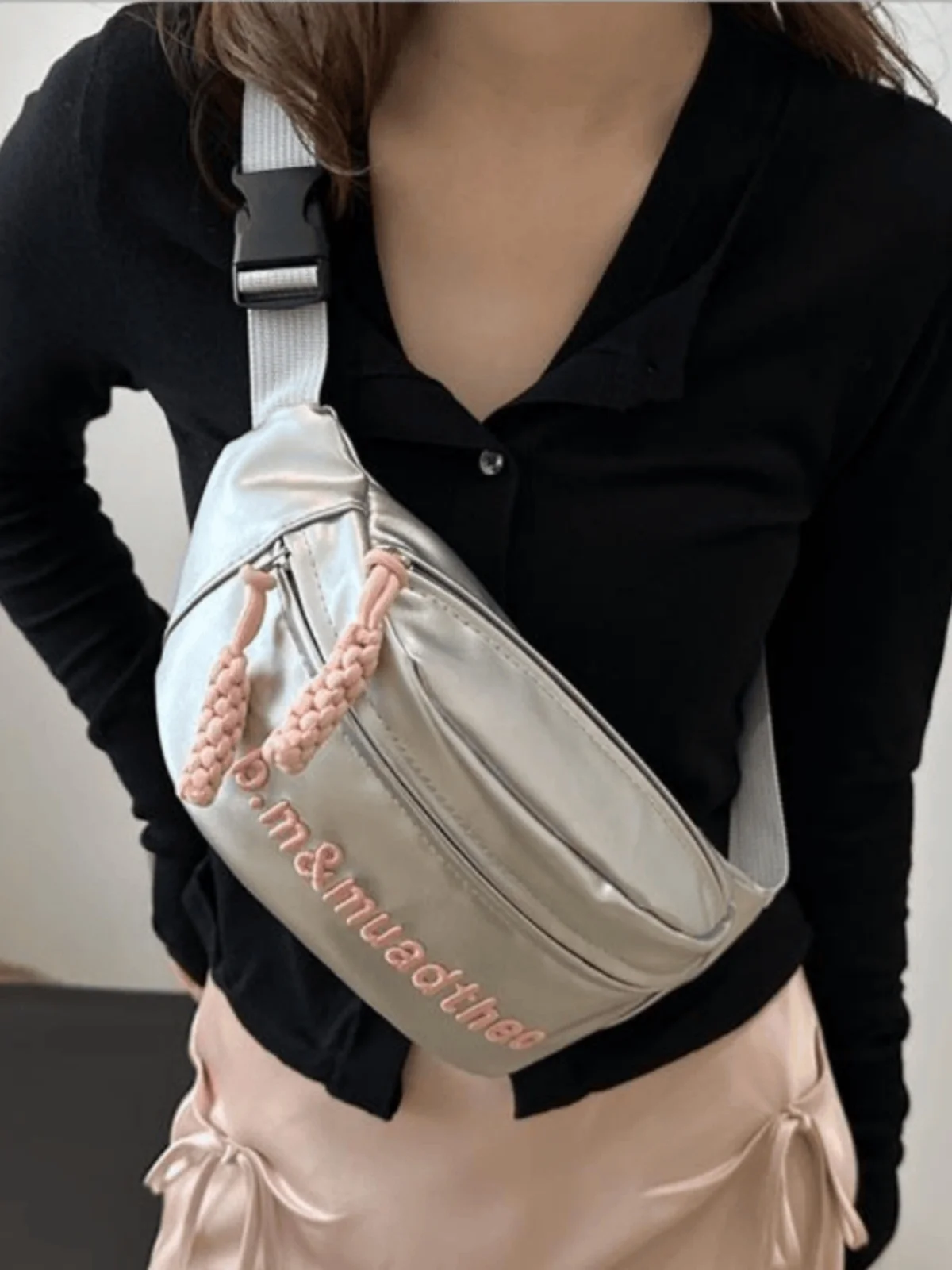 Fashionable Silver Crossbody Chest Bag Women's Summer 2024 Mobile Phone Waist Bag Casual Style Soft PU Leather Handbag