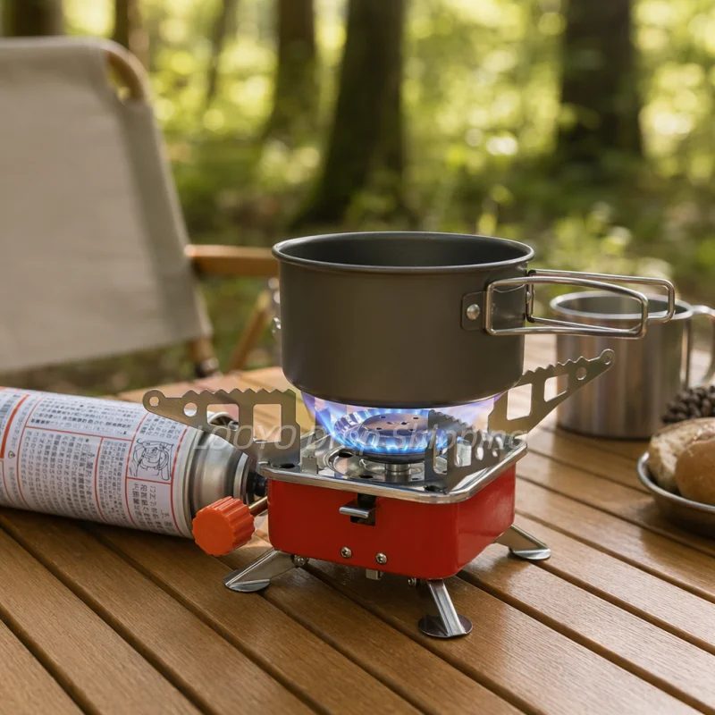 Tragbarer Camping-Gaskocher Faltbarer Windgeschützter Brenner für Backpacking Wandern Picknick BBQ Grill Mini Quadratisch für Gaskartuschen