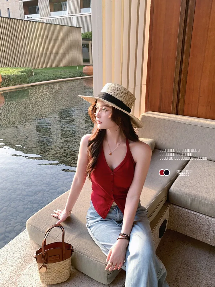 

MsDaoge Holiday Sle Bal oulder Bared Svel Women's Fitted Vest Design Unique Summer Top Button Decorations