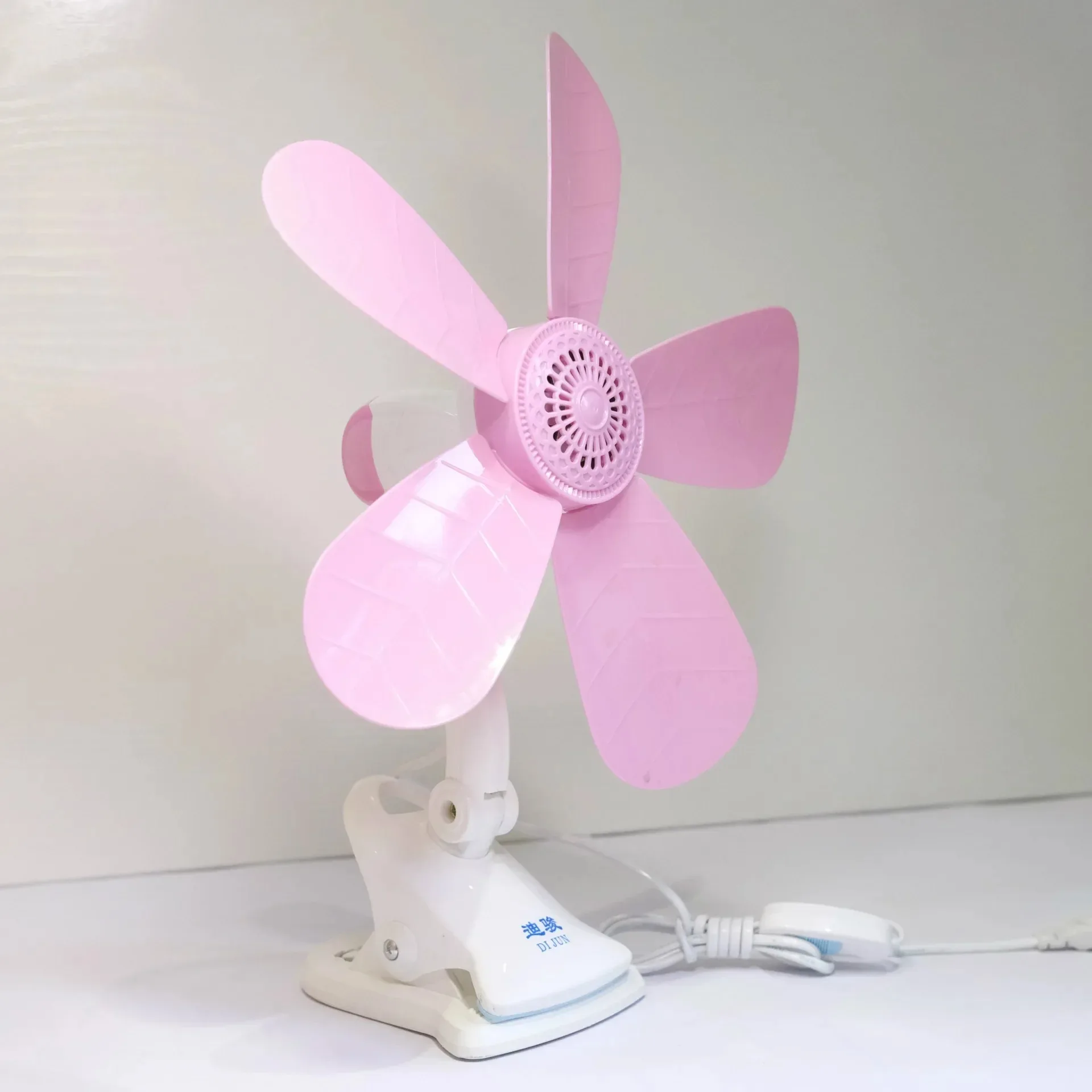13-Inch Portable Mini Ceiling Fan for Student Home Noiseless Electric Desk Fan Clip-On for Dormitory Office Desktop