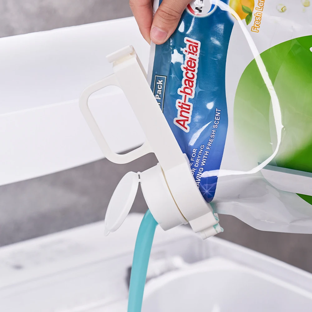 2 In 1 Food Sealing Clip Fresh-Keeping Snack Sealing Clip With Pour Spout Moisture-Proof Sealing Device For Food Snacks Storage image 5