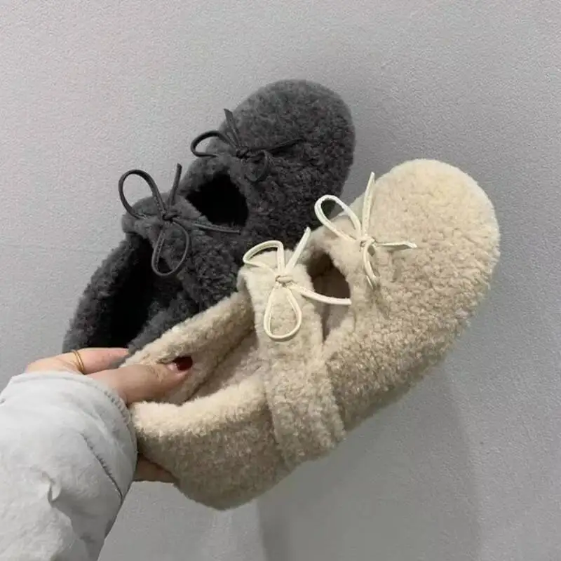 النساء الفراء الشقق أحذية القوس الجلد المدبوغ عارضة جديدة المتسكعون موضة الاتجاه الشتاء قصيرة أفخم أحذية مشي امرأة أحذية رياضية Zapatos