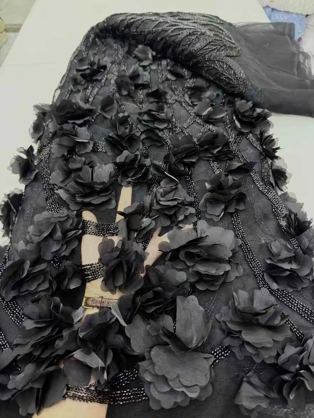 قماش دانتيل زهور أفريقي فاخر ثلاثي الأبعاد 2025 تطريز عالي الجودة قماش دانتيل ترتر فرنسي لحفلات الزفاف النيجيرية