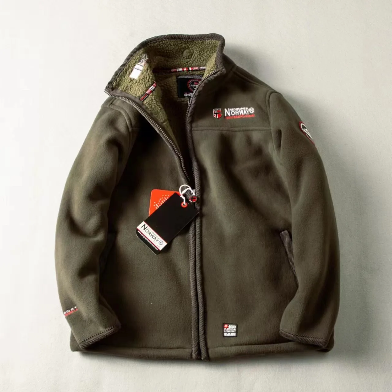 

Мужская зимняя утепленная ветрозащитная теплая повседневная куртка с воротником-стойкой, однотонная, для активного отдыха, из полиэстера...