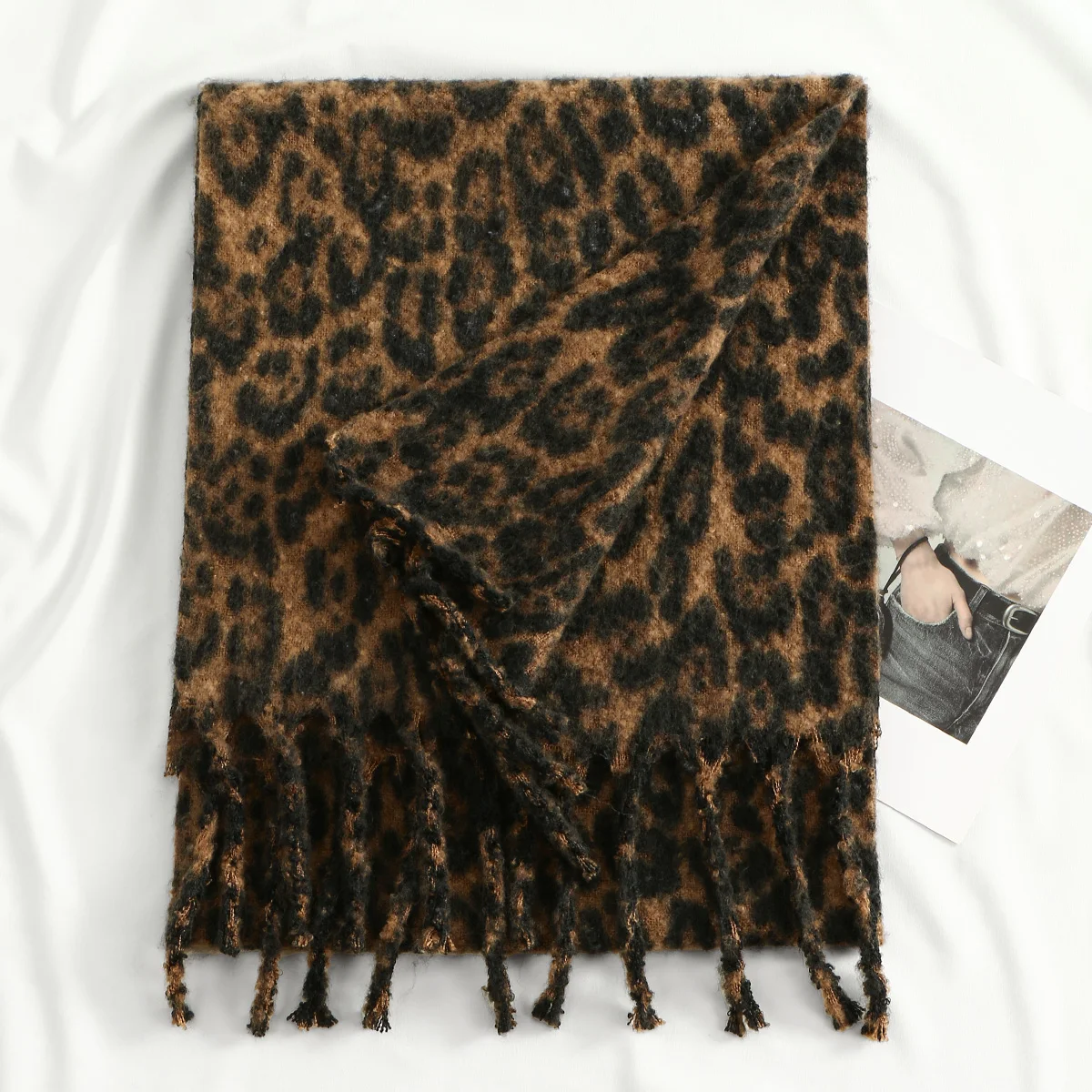 جديد ليوبارد طباعة الكشمير وشاح سيدة شرابة شال شتاء دافئ بطانية المرأة منديل الأوشحة السميكة غطاء كامل وشاح 190*40 سنتيمتر